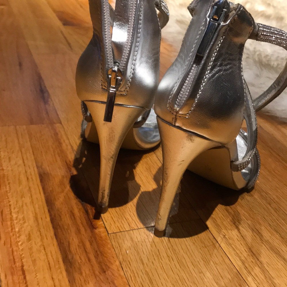 Beautiful Silver Rhinestone Sandals - Picture 4 of 5